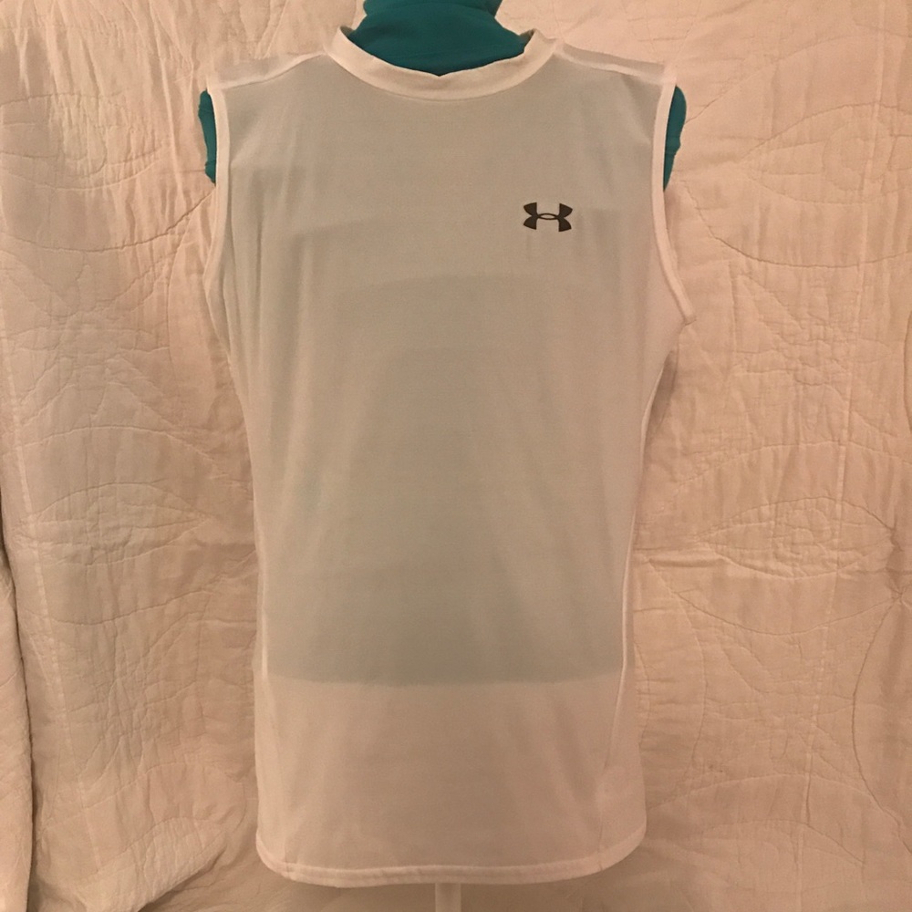 Under armor muscle t
