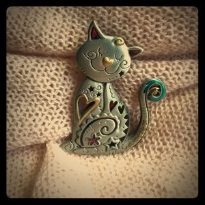 Cat pin