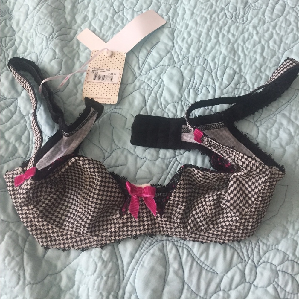 Freya Naomi, 28DD, Houndstooth print, NWT