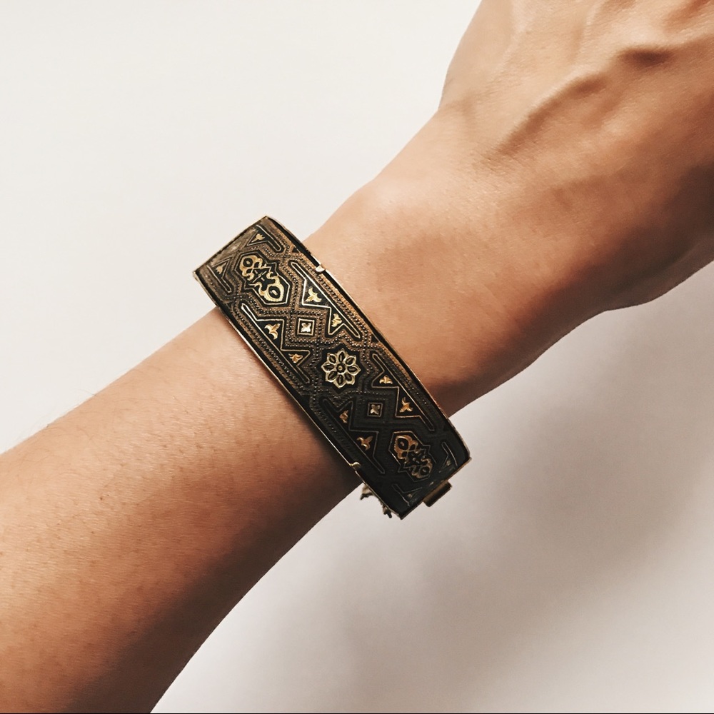 VINTAGE Art Deco Bangle