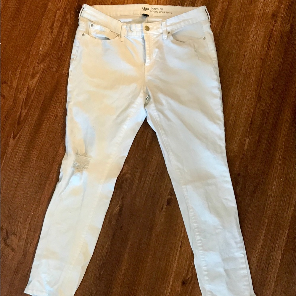 GAP WHITE RIPPED JEANS, STRAIGHT LEG