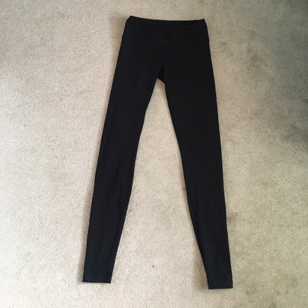 Lululemon black wonder under leggings