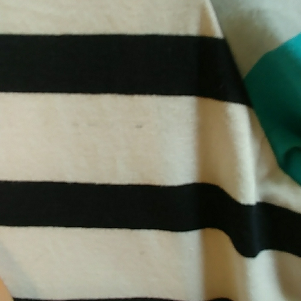 Shirt - Picture 2 of 4