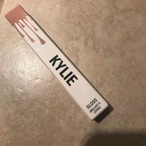 Kylie Jenner lip gloss
