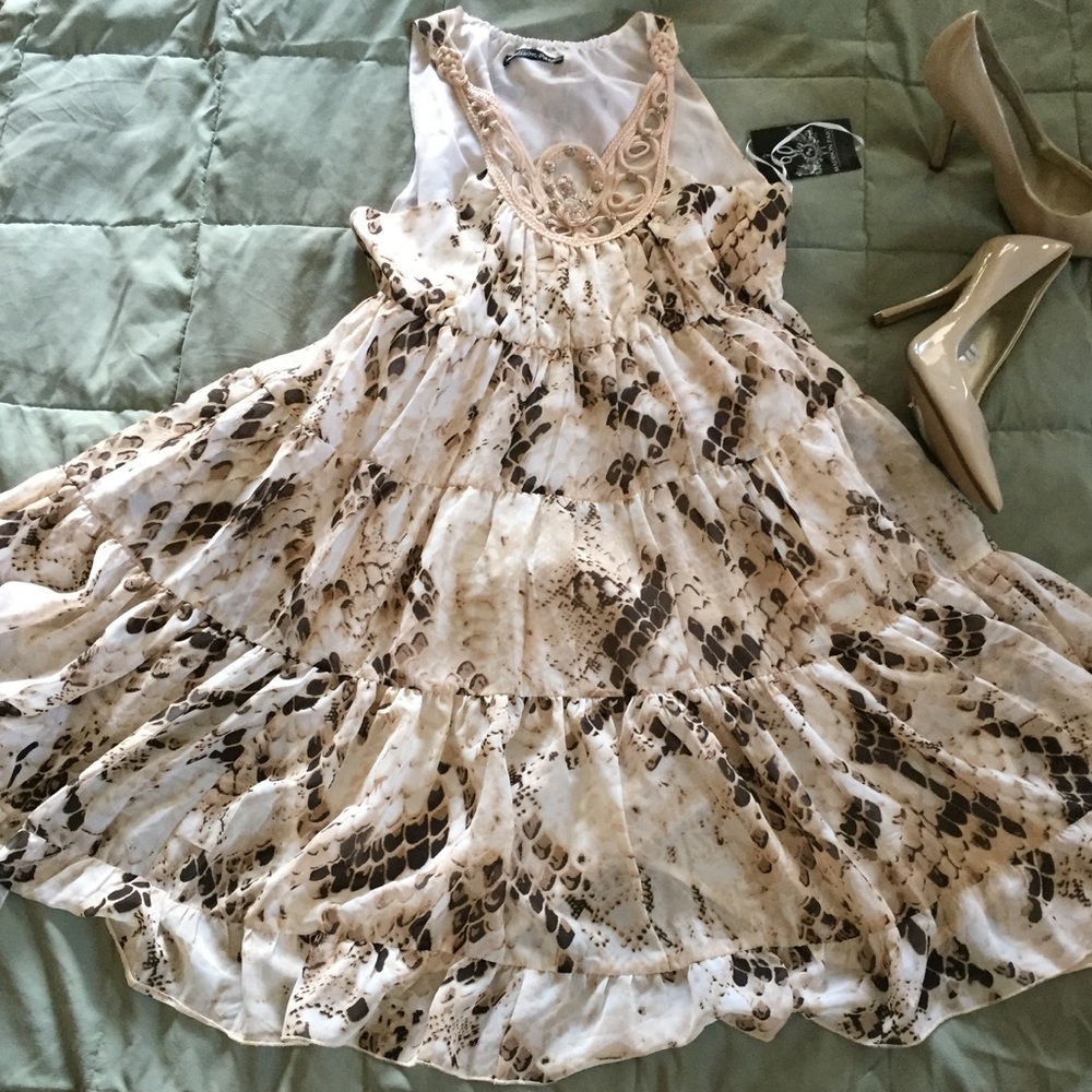 Adorable Madison Paige dress NWT!!!