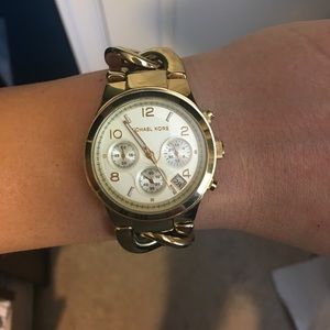 Michael Kors gold link watch
