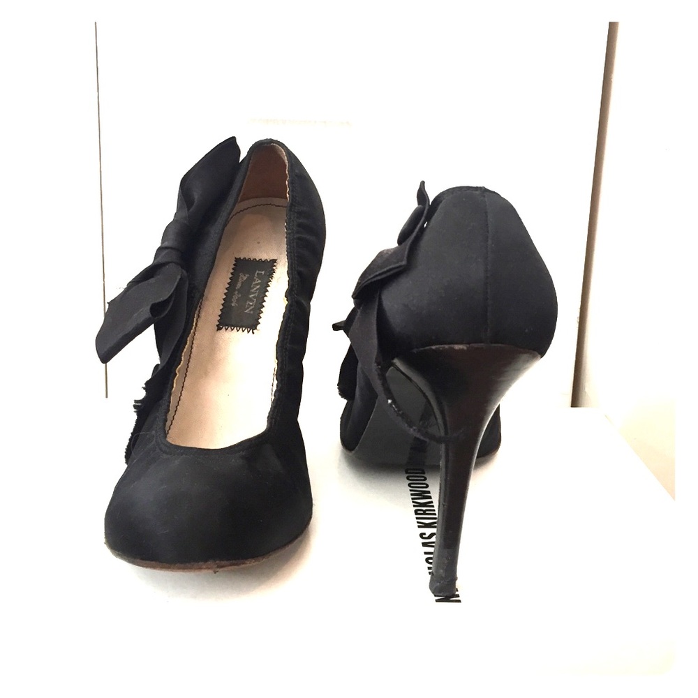 Lanvin silk stiletto heels- size 40- black