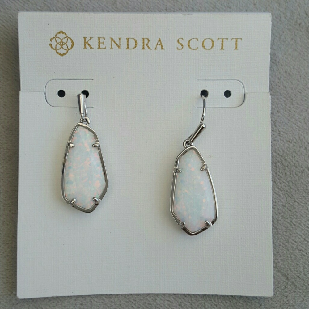 Kendra scott opal earings