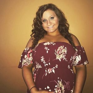 Meet your Posher, Hailey