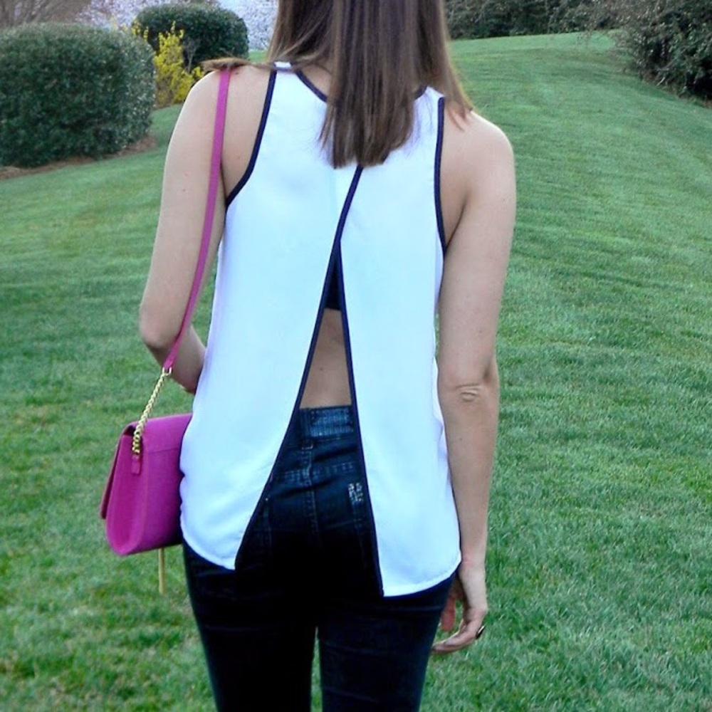 BB Dakota Open back top