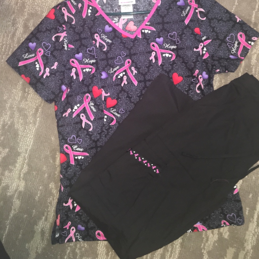 NWOT breast cancer scrubs