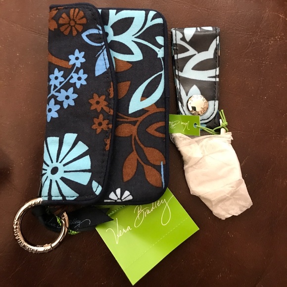 New Vera Bradley wallet and matching key chain - Picture 1 of 1