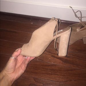 Steve Madden suede heels