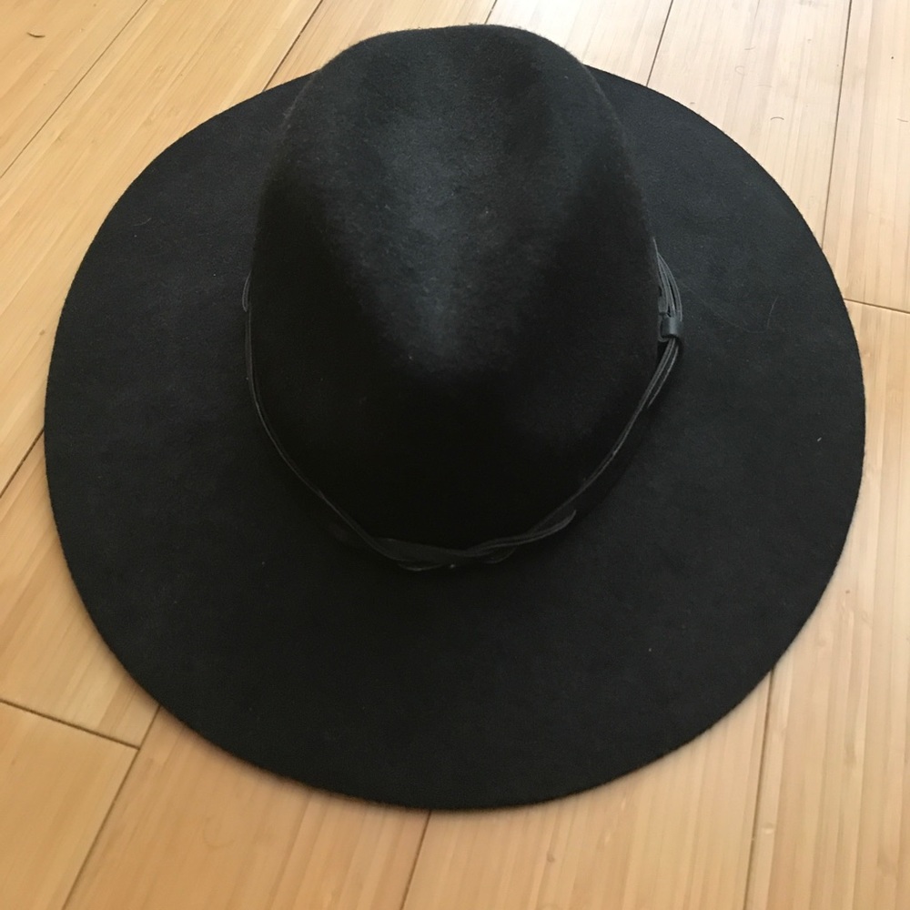 Urban Outfitters Hat