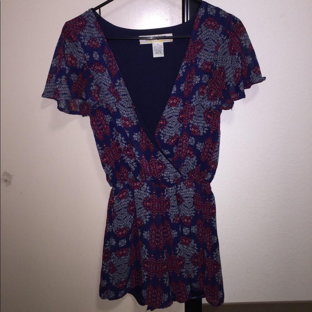 Cute romper!