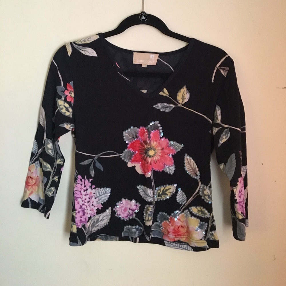 Ladies Pull Over Top