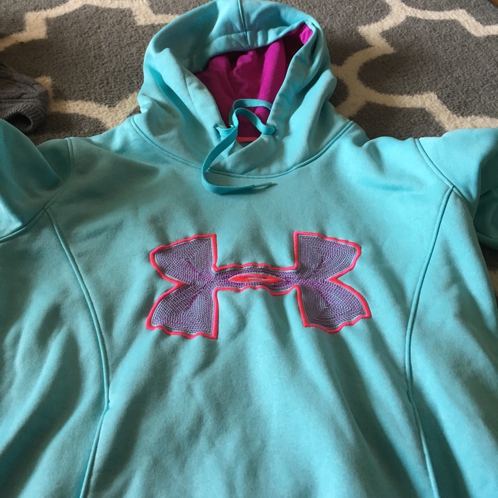 Semi fitted hoodie