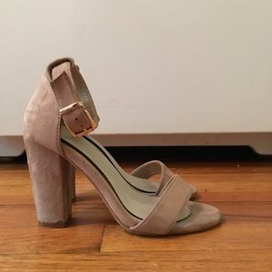 ankle strap sandal