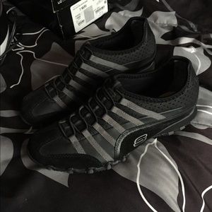 Black brand new Skechers sneakers