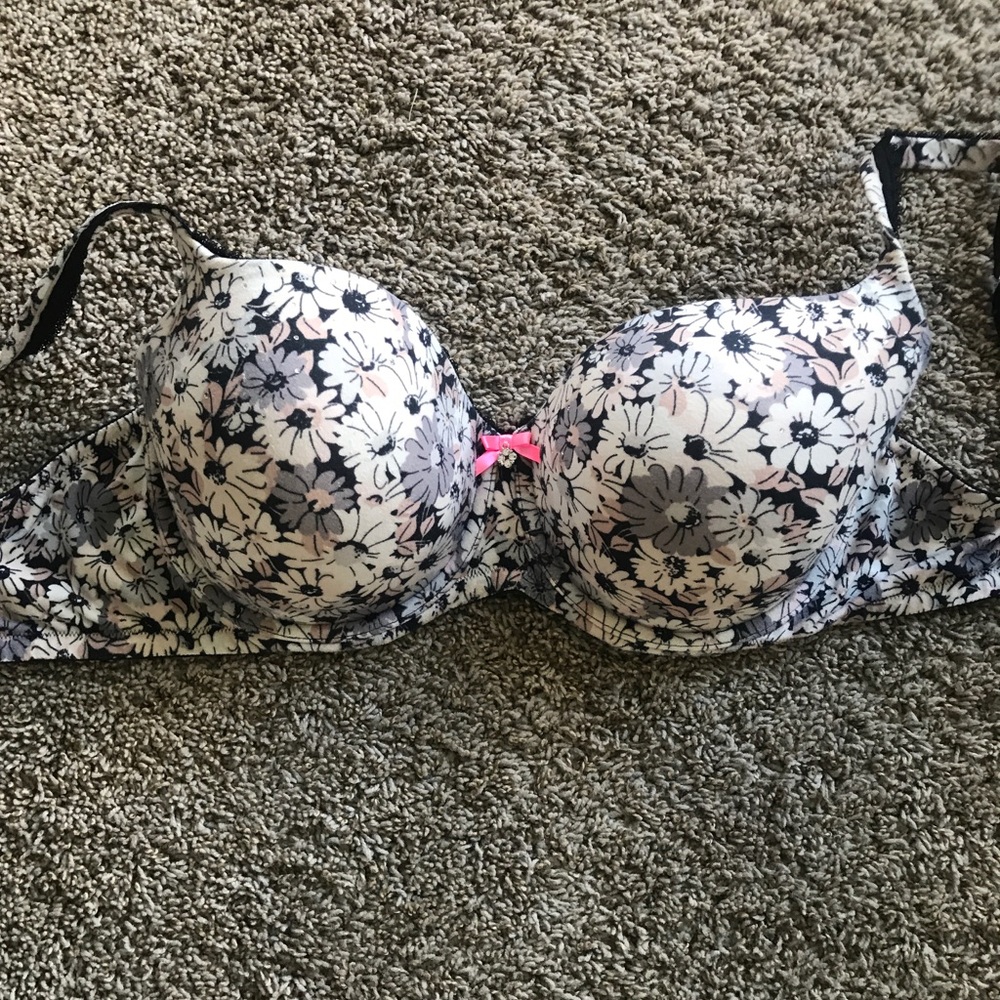 Victoria secret angle bra