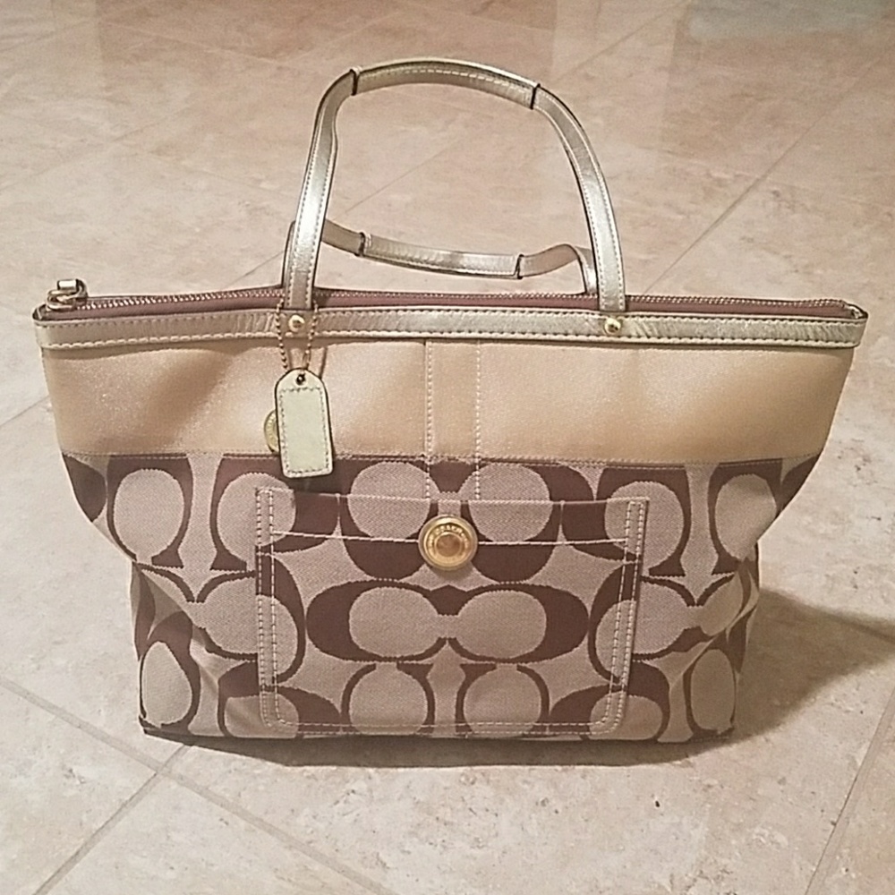 Coach Shoulder Bag