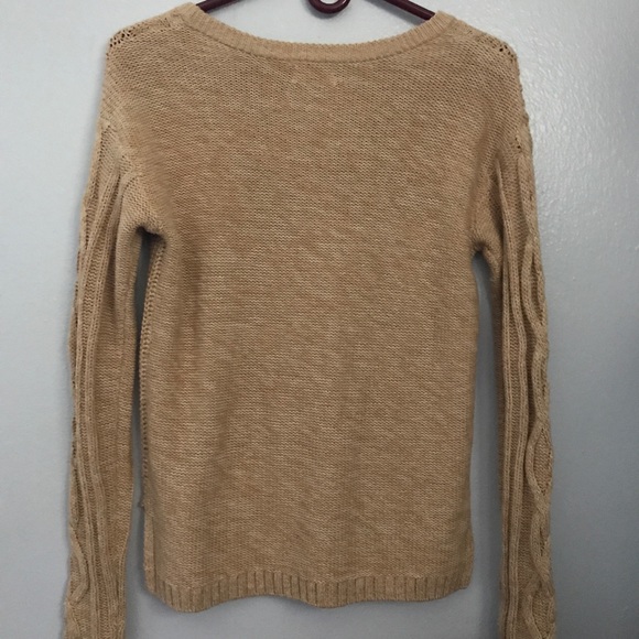 NWOT Old Navy Sweater - Picture 2 of 4