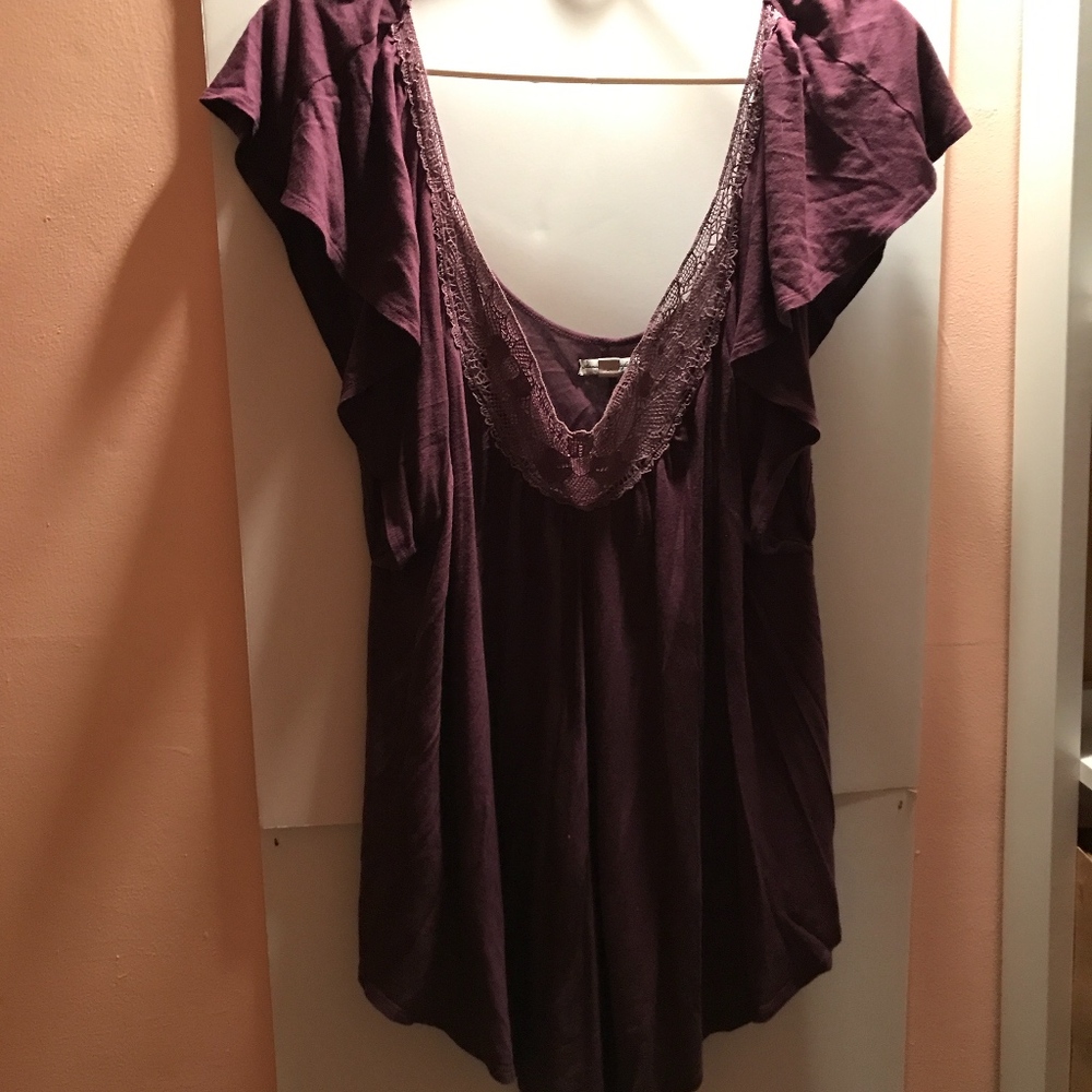 American Eagle Swing Top