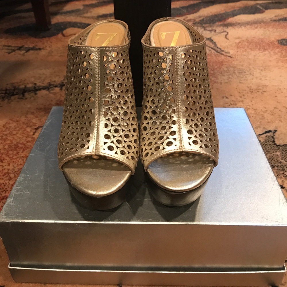Sergio Zelcer metallic gold platform mule