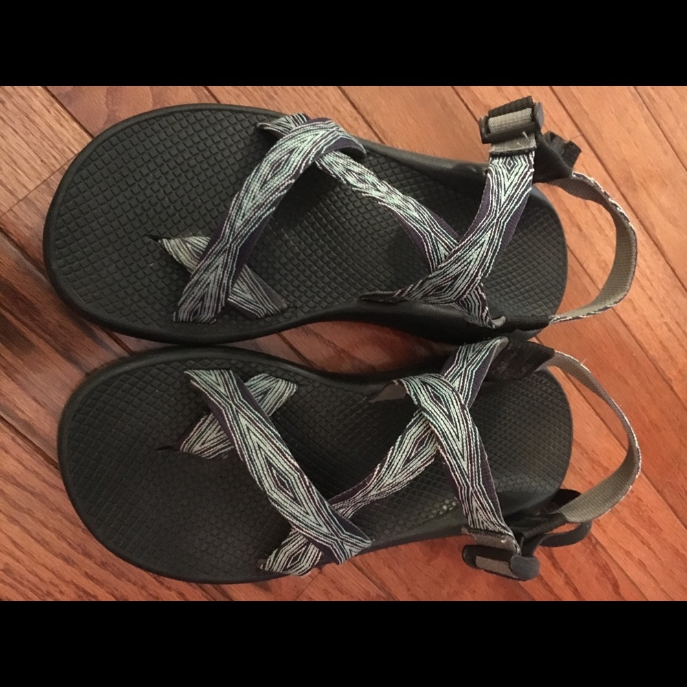Purple Mint single strap with toe Chacos women 9