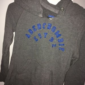 Nice, Lightweight hoodie. ( no drawstring)