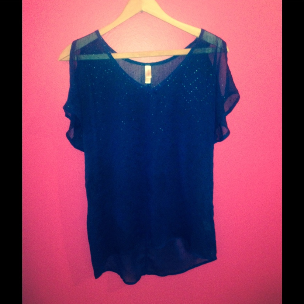 🔴 Sheer navy blue top size medium