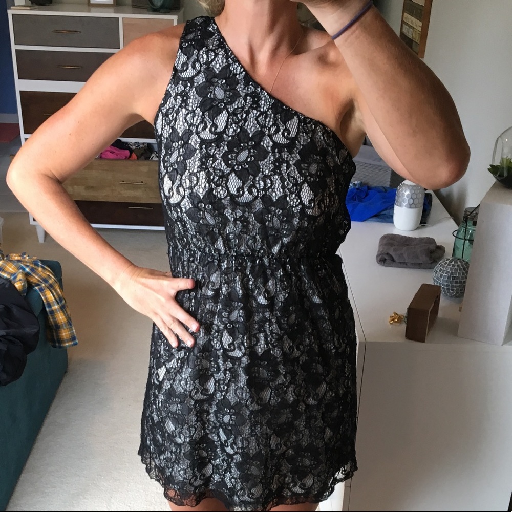 Lace one shoulder cocktail dress