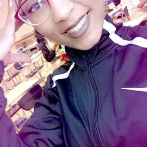 Meet your Posher, Dshinell