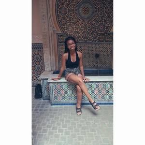 Meet your Posher, Chloe