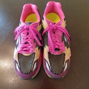 Sketchers gorun ultra