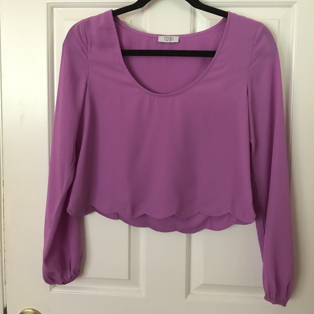 Scallop Trim Long-Sleeve Crop Top (Lilac)