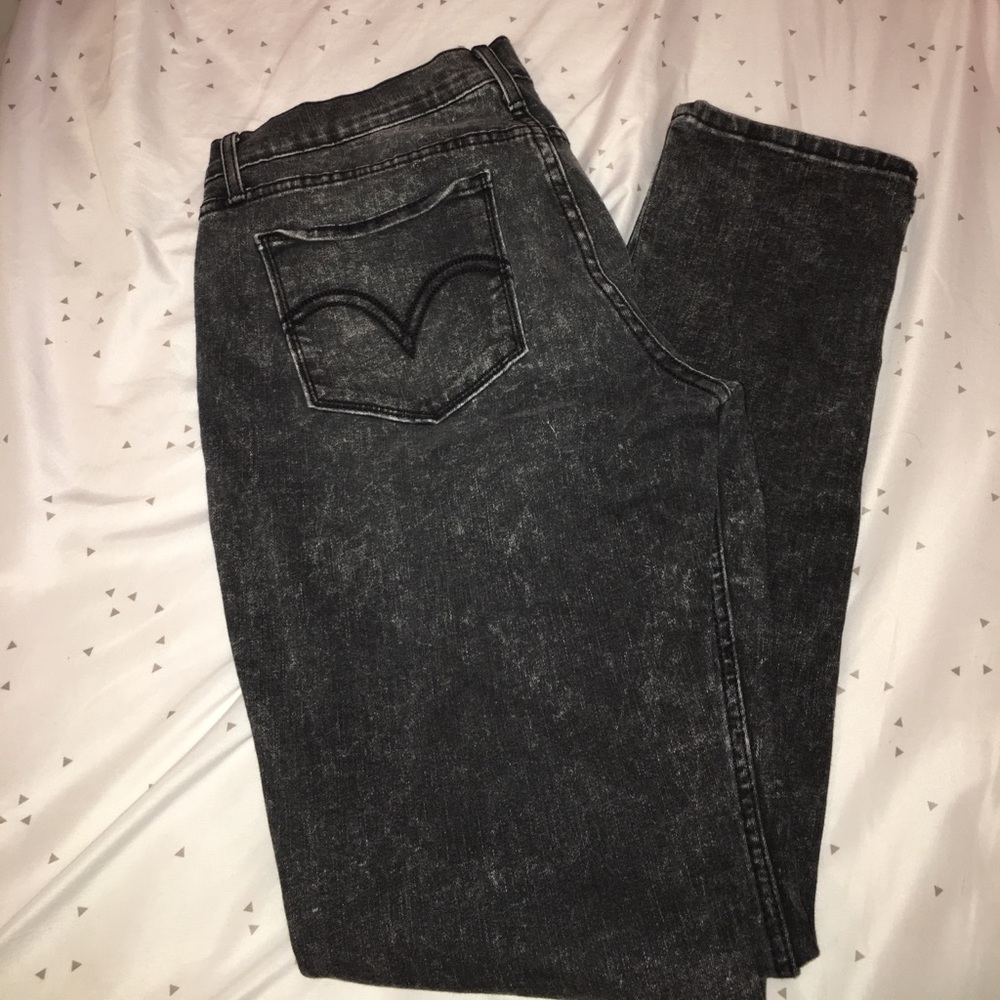 🌹Acid Washed Levi's Jeans🌹