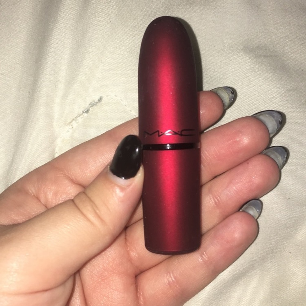 Rihanna Mac lipstick