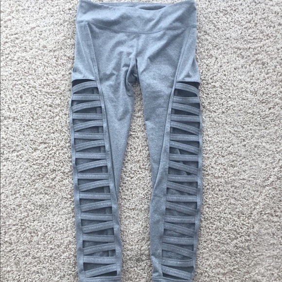 ❌SOLD❌✨UO✨Sports Legging - Picture 3 of 4