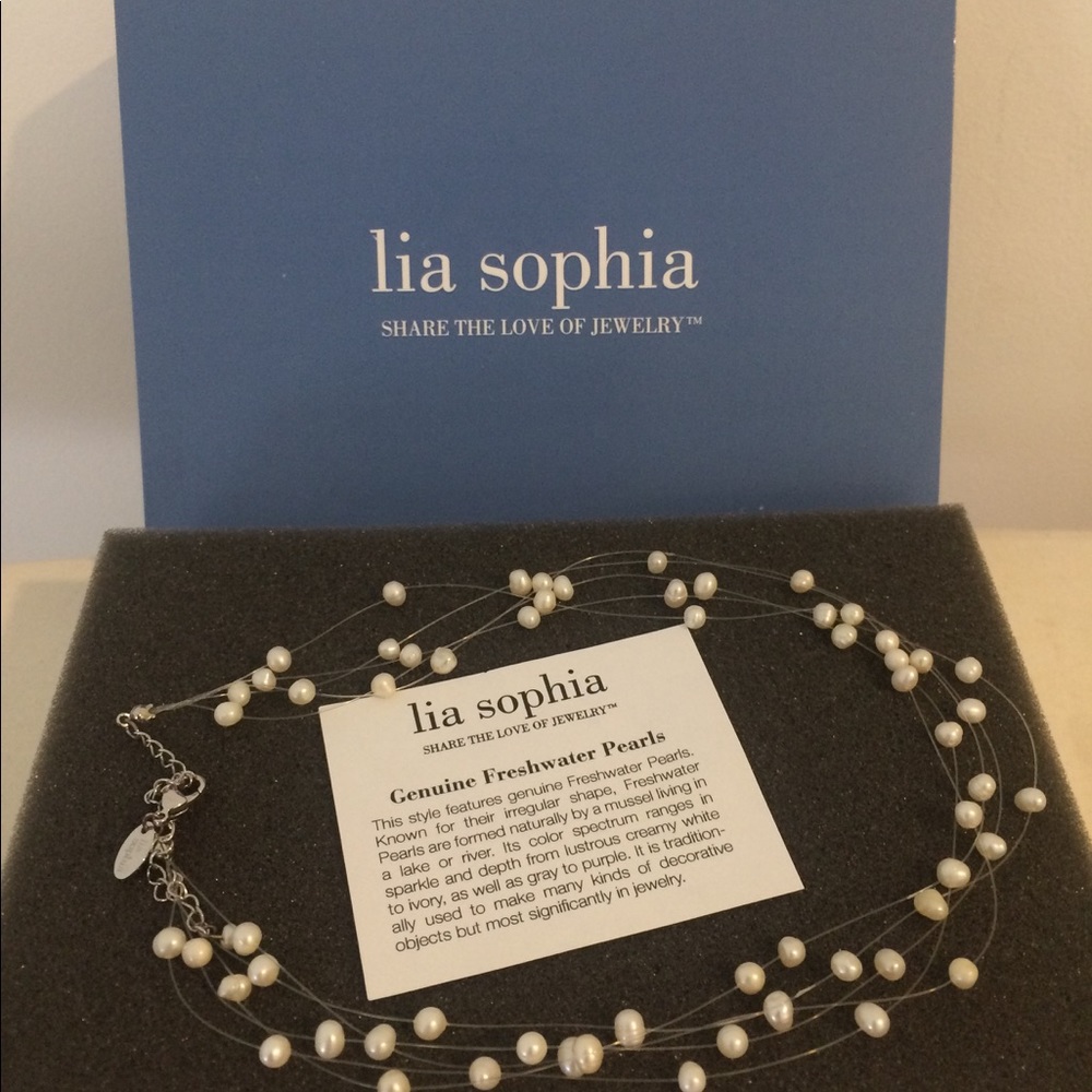 Lia Sophia fresh water pear choker