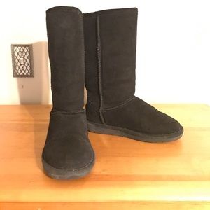 BearPaw-Ugg style boots