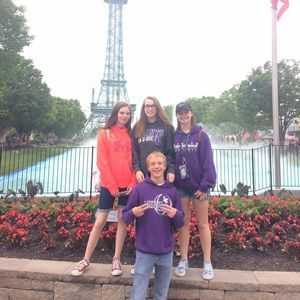 Meet your Posher, Courtney