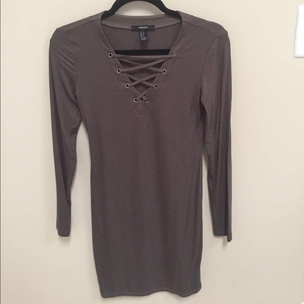 Long sleeve bodycon dress