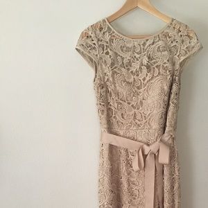 Adrianna Papell Cap-Sleeve Lace Gown