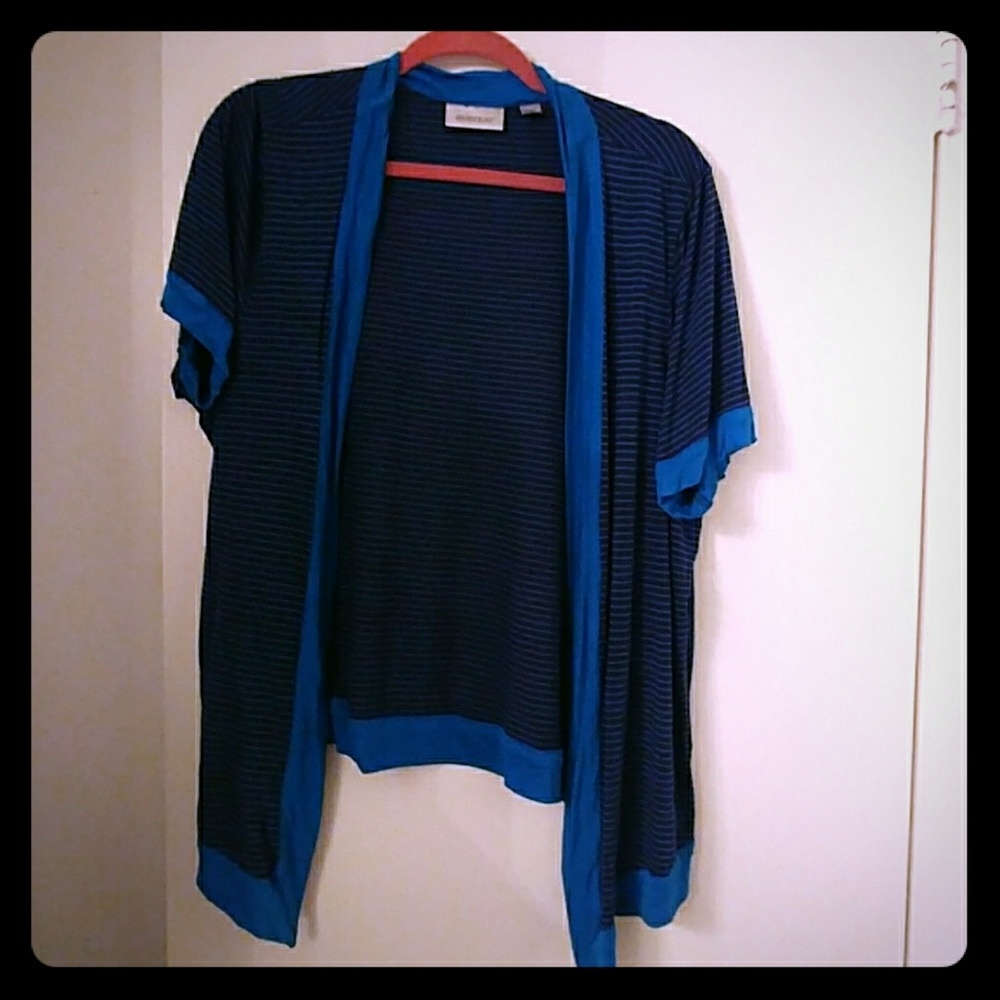 Stripped Teal/Black Short Sleeve Shrug