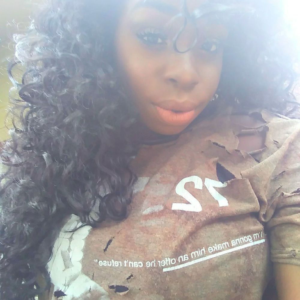 Meet your Posher, Trophie