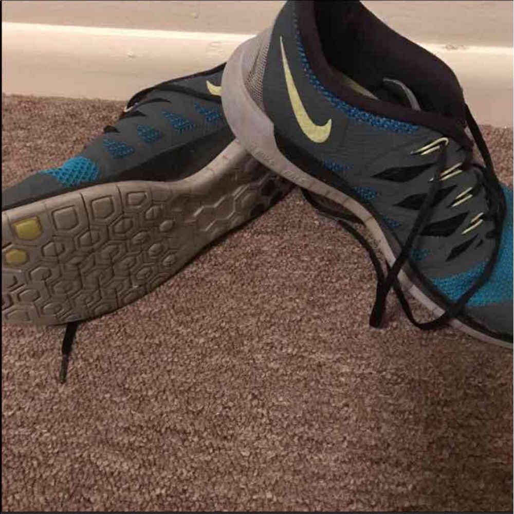Men's nikes size 12