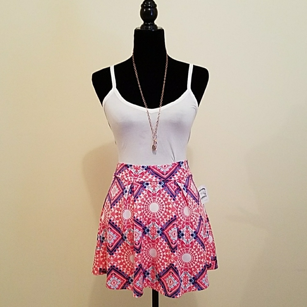 Hot pink tribal print skater mini skirt! NWT