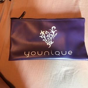 Younique cash purse