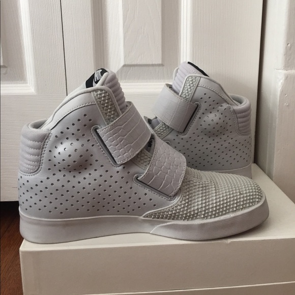 Nike flystepper 2k3, men's 7.5/ 40.5, white - Picture 2 of 4